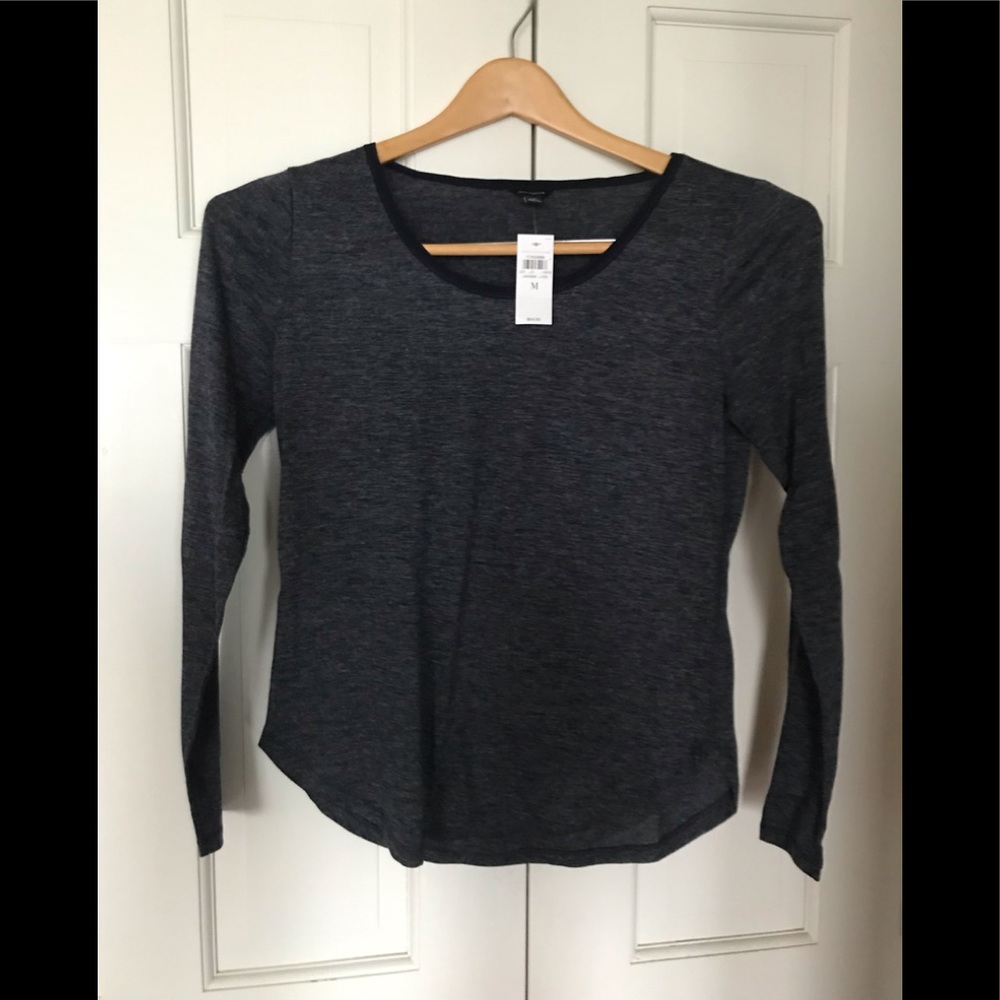 NWT Ann Taylor scoop neck top